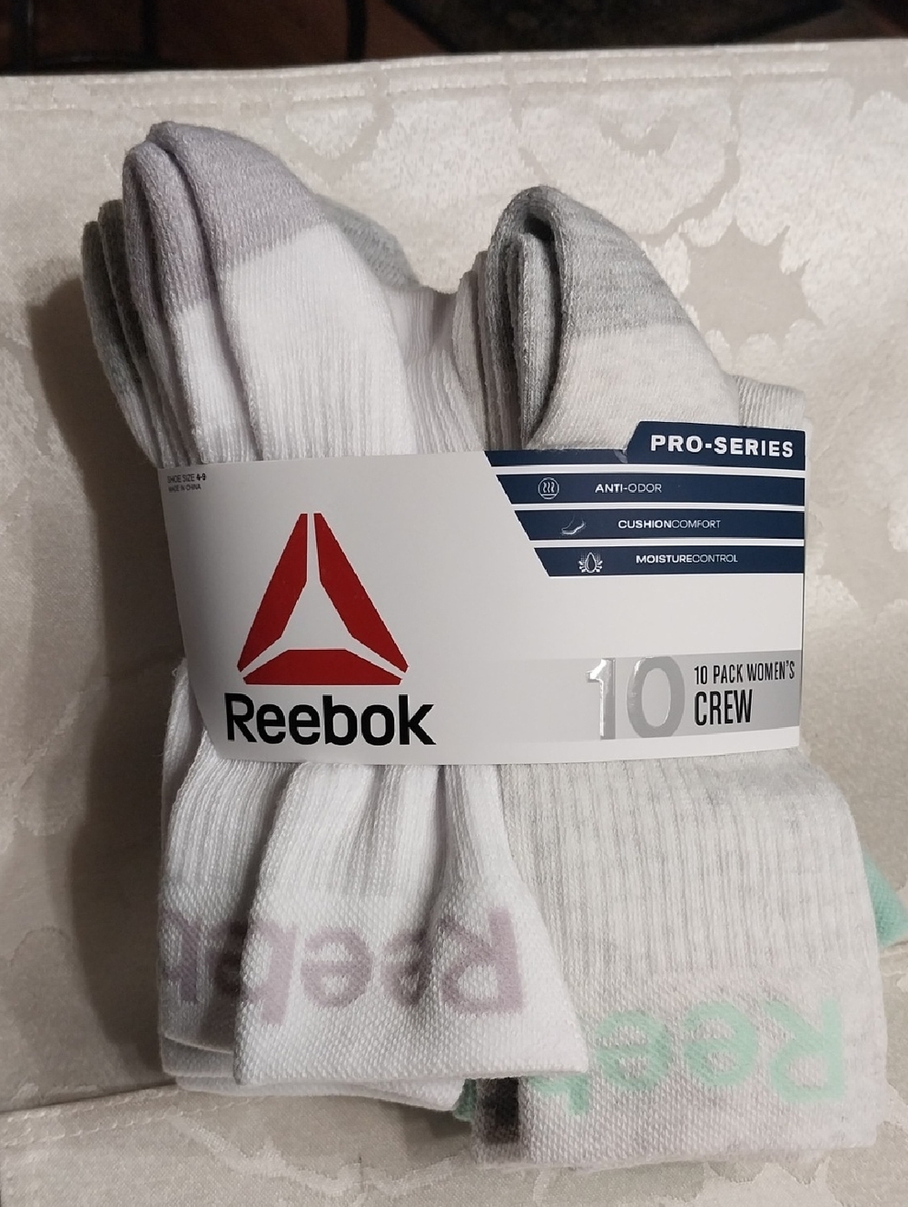 Reebok NWT 10-Pack Women's Pro Series Cushion Crew Socks Size 4-9 White Multi